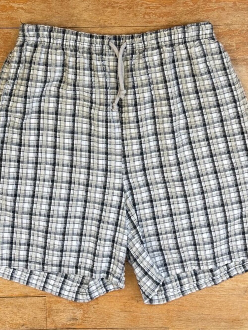 Vintage Seersucker Plaid Shorts Size Small 25-28" Waist 90s High Waist Cotton